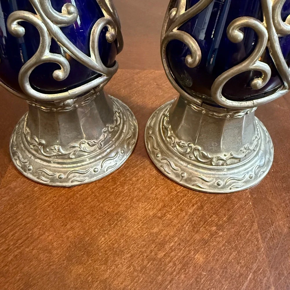 Vtg Cobalt Blue Glass Cased Vine Scroll Metal Pillar Candle Holder Set 2‎ Read